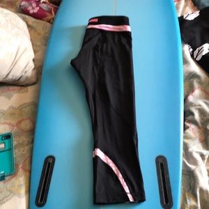 Pink & white striped detail